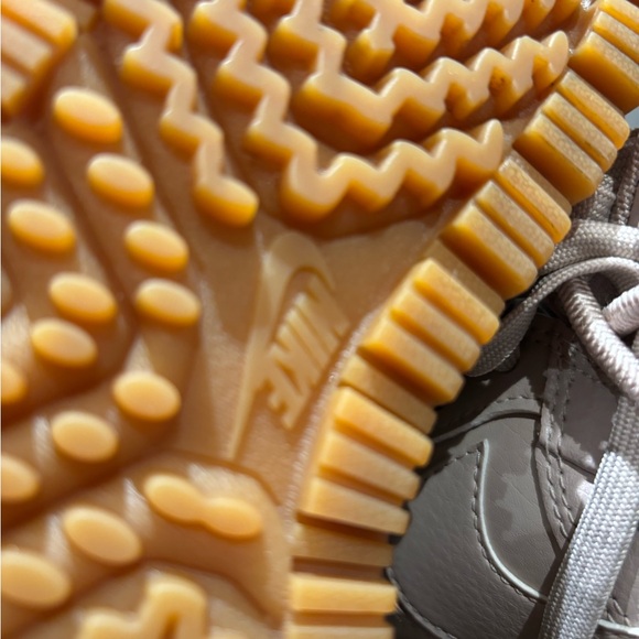 Nike Air Force 1 High Top US Women’s size 9 - Picture 7 of 8